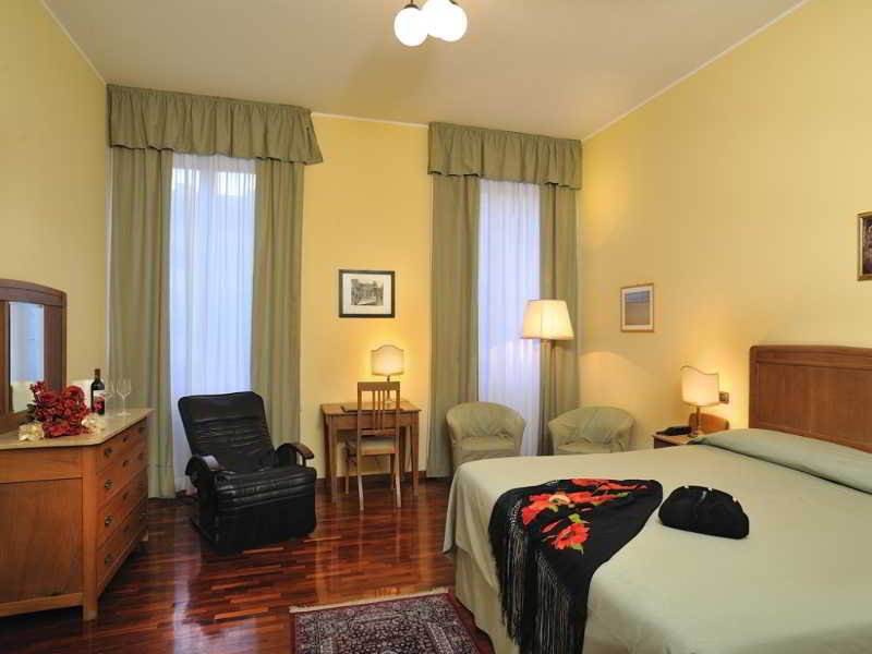 Albergo San Domenico Urbino Exterior photo